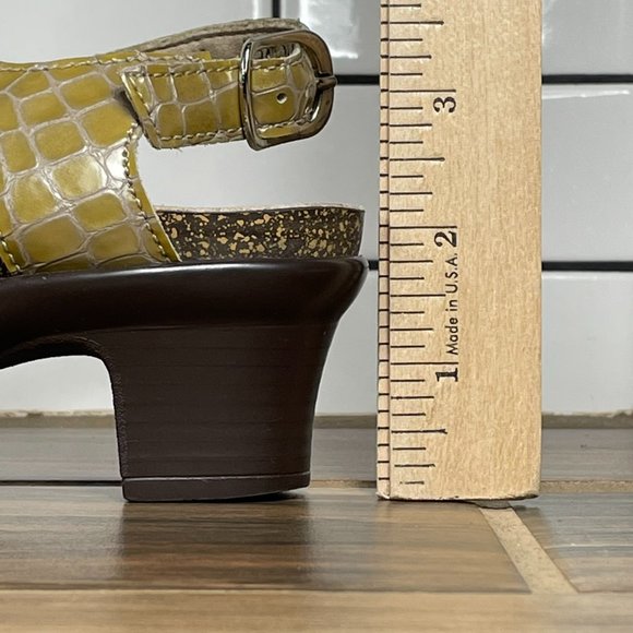 SAS Allegro Heel Strap Sandal Taupe Croc Print Patent Leather J3808432 Womens 5 - Picture 9 of 10